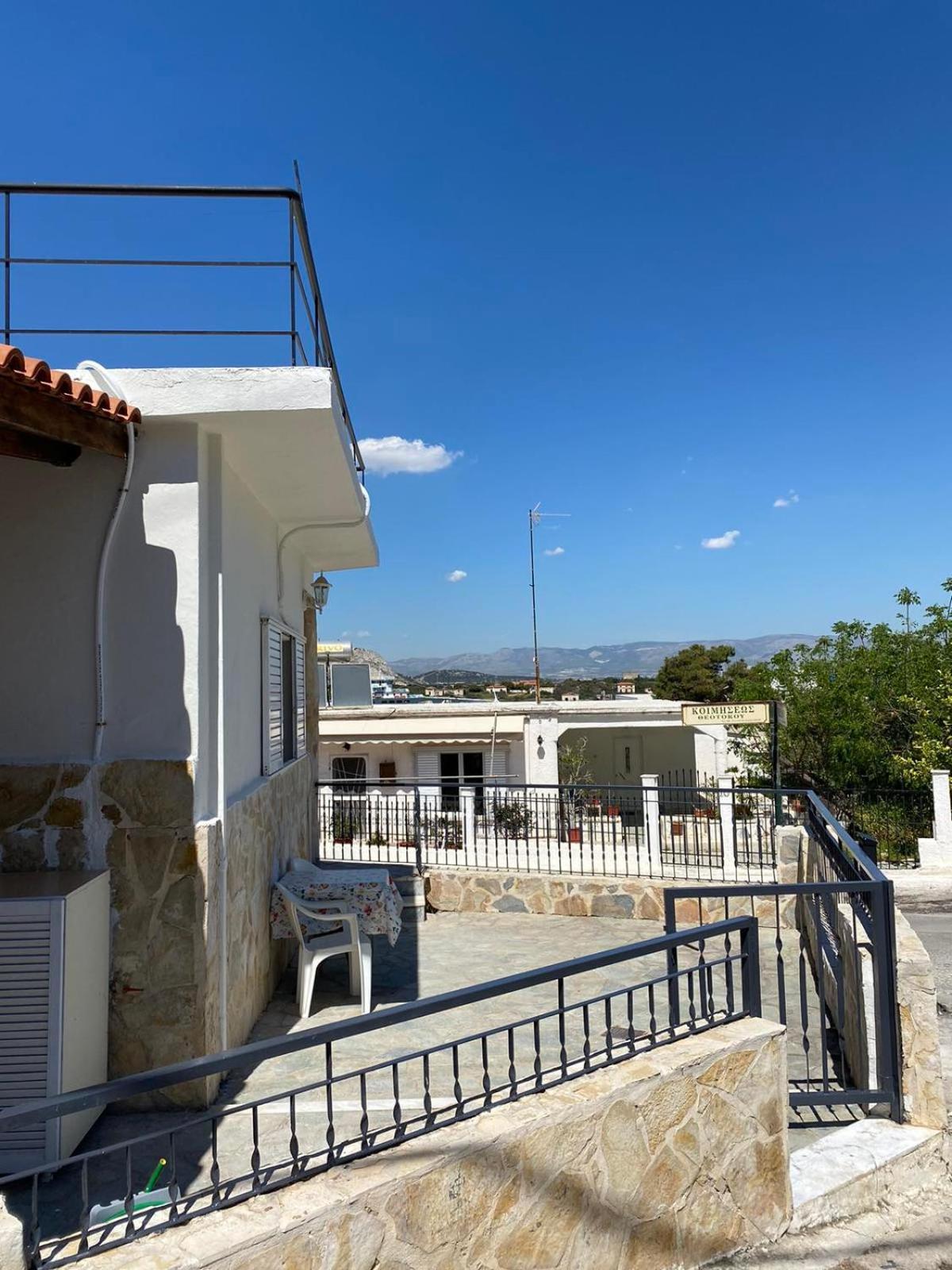 Marina'S House Villa ซาลามีส ภายนอก รูปภาพ